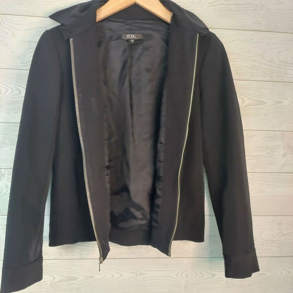 BCBG Classic Black Jacket Coat Sz 6 Zip Pockets Water Resistant Nylon James Dean